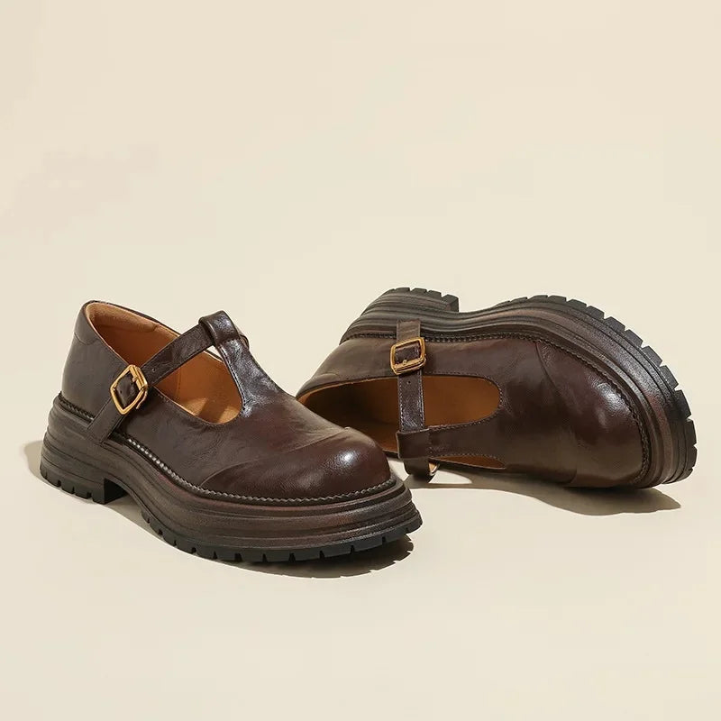 Mary Janes – Elegantné kožené topánky