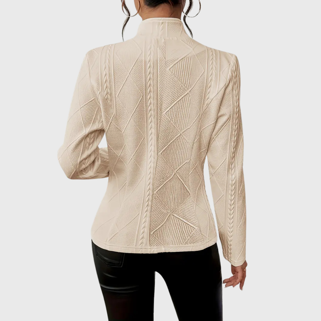 Olivia | Blazer s elegantnými detailmi