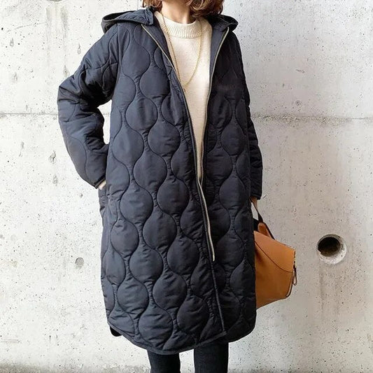 PRISCILLA™ | PARKA S KAPUCŇOU A STAROSTLIVÝMI DETAILMI