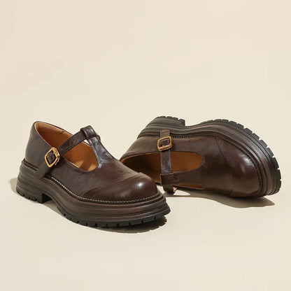 Mary Janes – Elegantné kožené topánky