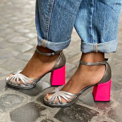 Seraphina™ | Lesklé sandále s hrubým podpätkom a elegantnou prackou